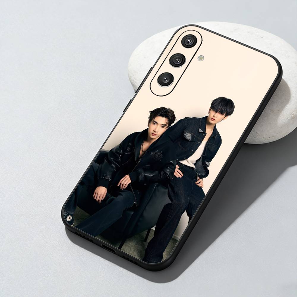 D-Devil K-Kiss Perth x Santa C - Phone Cases Perth ulasan dan harga
